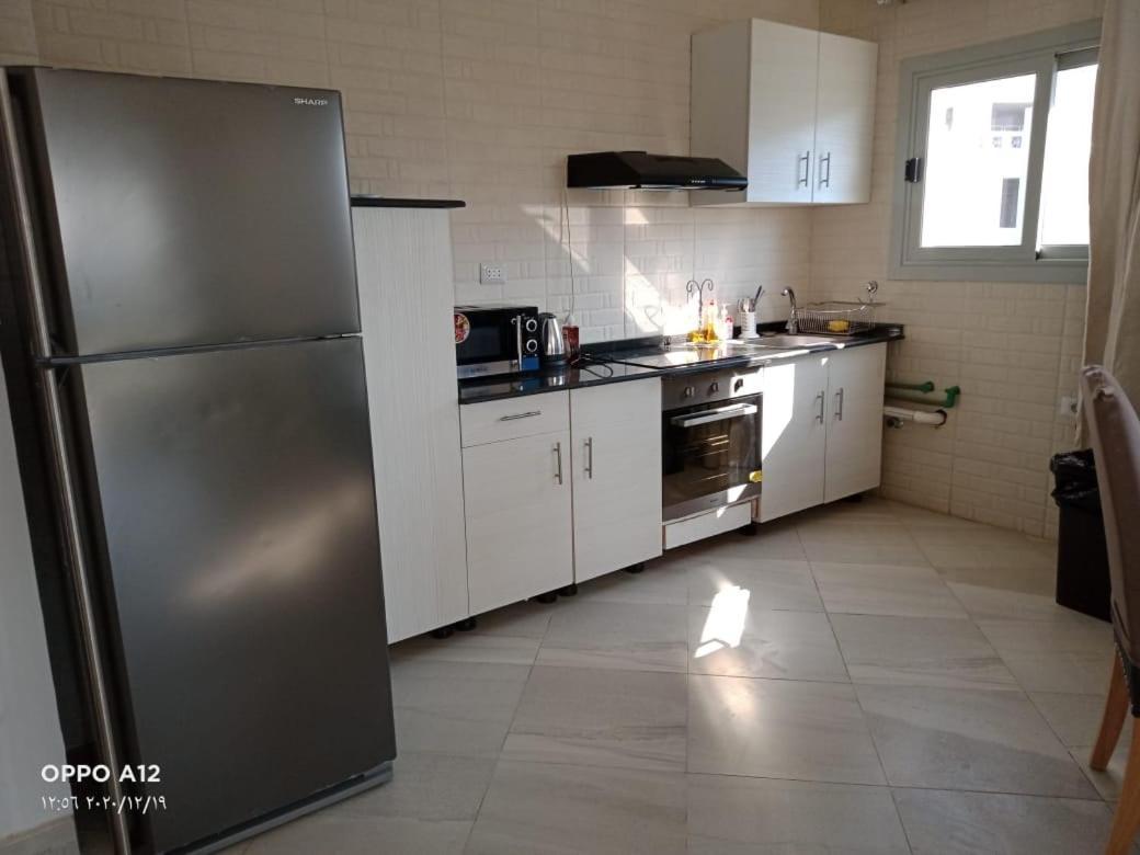 Einbay Pool View Appartement Ajn Suchna Zewnętrze zdjęcie